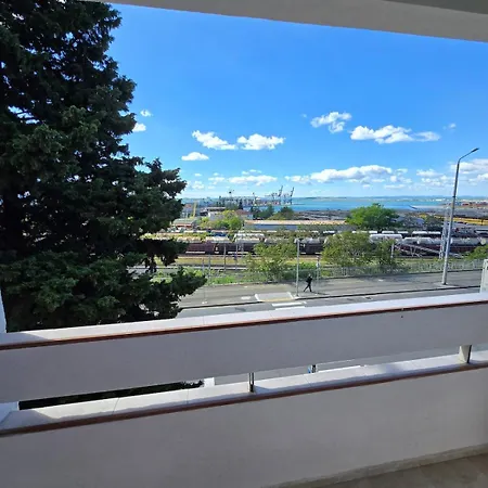 Super Lovely Μπουργκάς